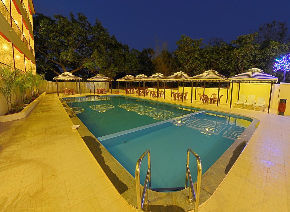 Hotel Grand Goa Exotica Guirim Exterior foto